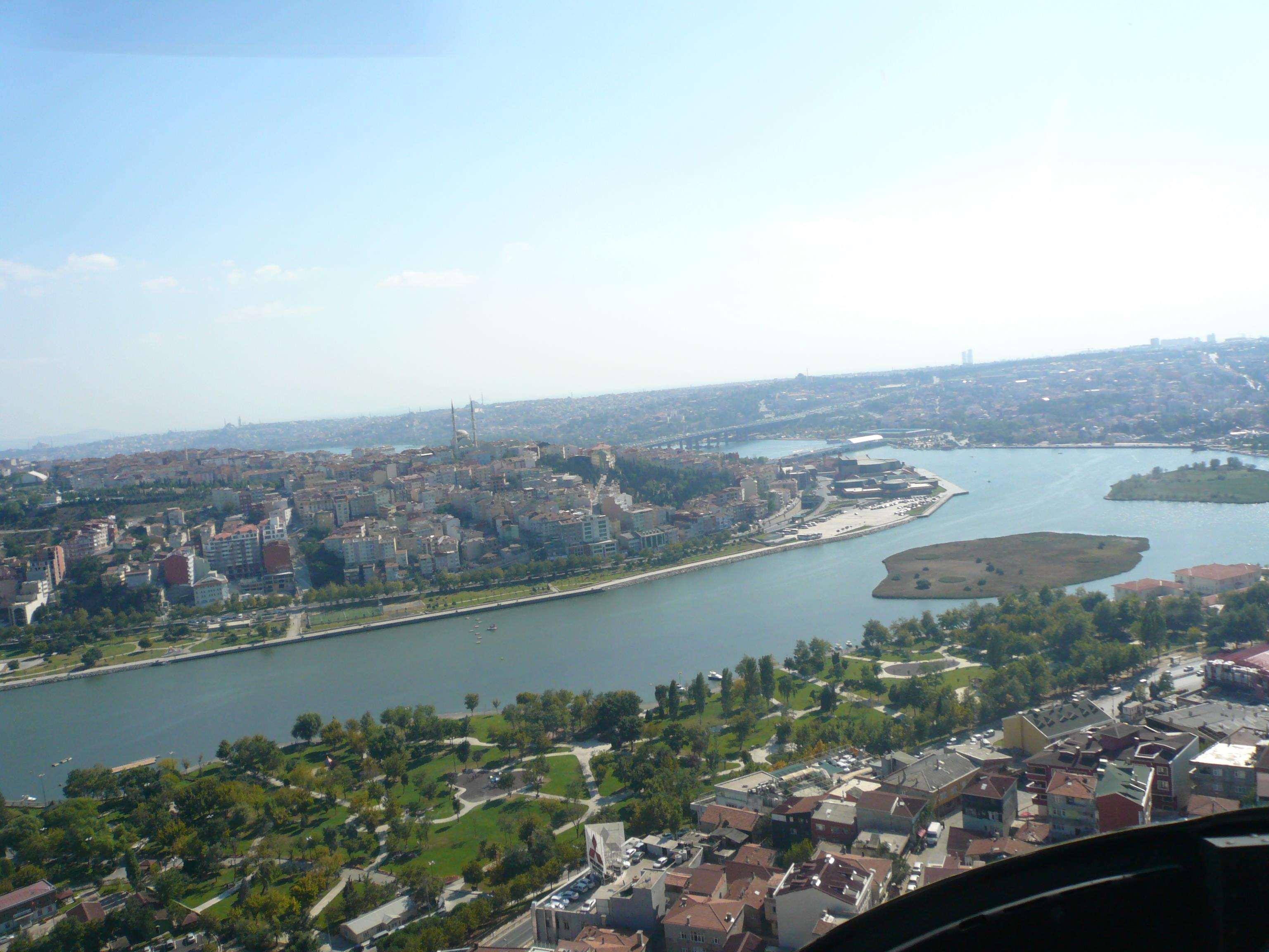 Dosso Dossi & Golden Horn Provincia di Istanbul